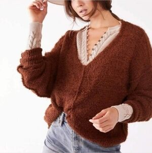 FREE PEOPLE Icing V-Neck Pullover in Mocha Java Size Large EUC